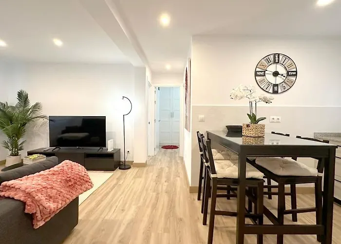 Reformado En * Santona