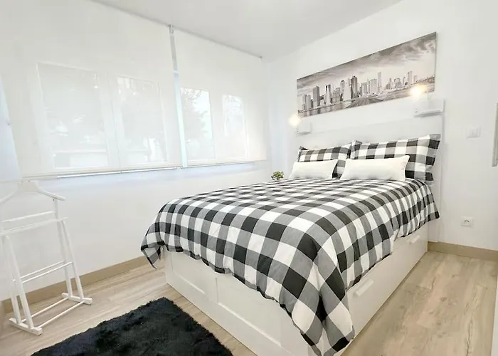 Reformado En * Santona